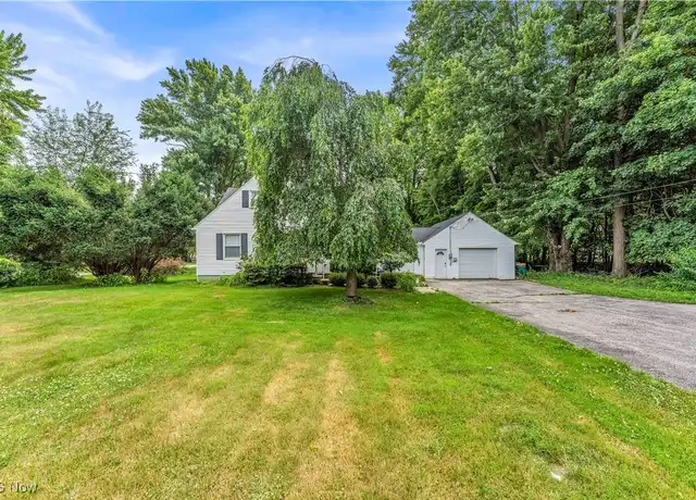 Property at 7500 Lake Shore Blvd, Mentor, OH, 44060, 3 beds, 2 baths, [object Object]