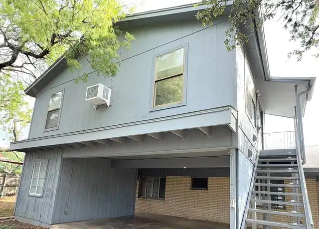Property at 3815 Ridgeline Dr Unit Upstairs Apartment, San Antonio, TX, 78228, 1 bed, 1 bath, [object Object]