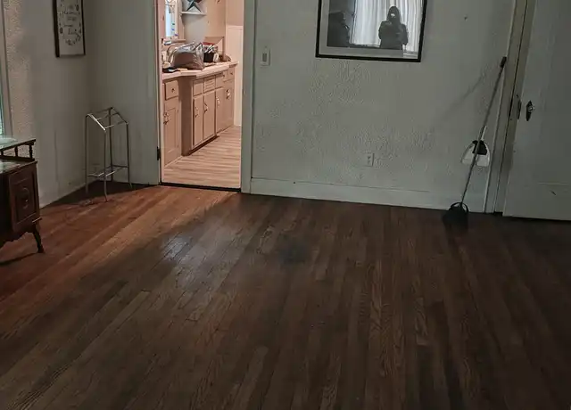 Property at 1215 W 24th St, Erie, PA, 16502, 3 beds, 1 bath, [object Object]