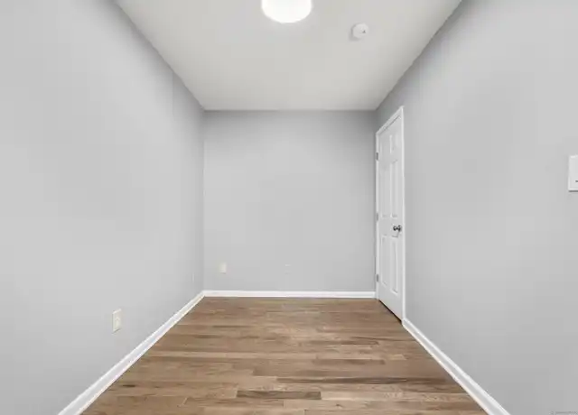Property at 543 Woodward Ave Unit 5, New Haven, CT, 06512, 2 beds, 1 bath, [object Object]