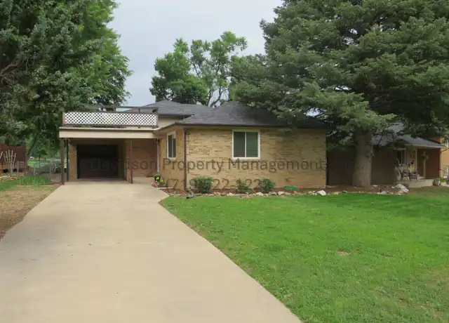 Property at 917 Valley Rd, Colorado Springs, CO, 80904, 4 beds, 2 baths, [object Object]