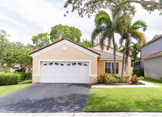 Property at 719 Stanton Dr, Weston, FL, 33326, 3 beds, 2 baths, [object Object]