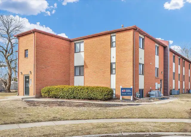 Property at 6 Willedrob Rd Unit 16, Bloomington, IL, 61701, 2 beds, 1 bath, [object Object]