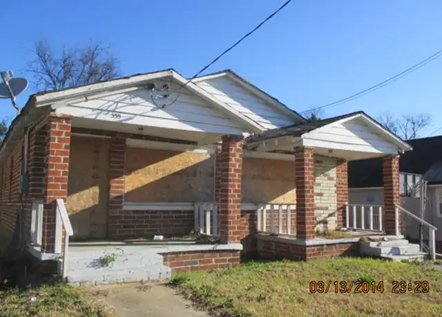 Property at 555 Hanson St, Macon, GA, 31206, 4 beds, 2 baths, [object Object]