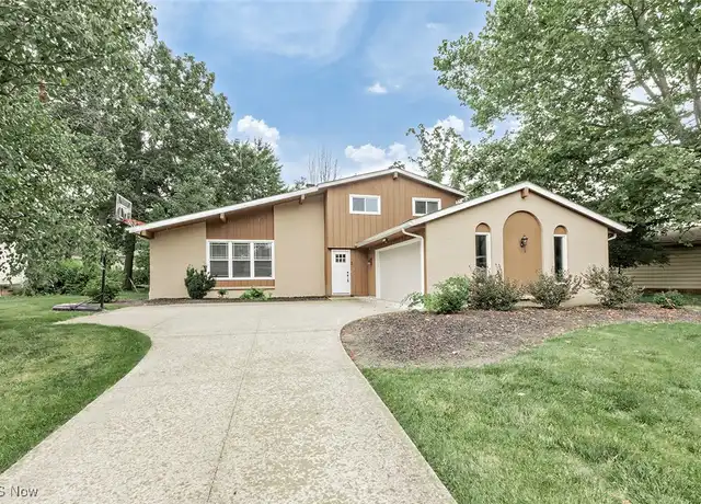 Property at 32990 Cromwell Dr, Solon, OH, 44139, 4 beds, 2 baths, [object Object]