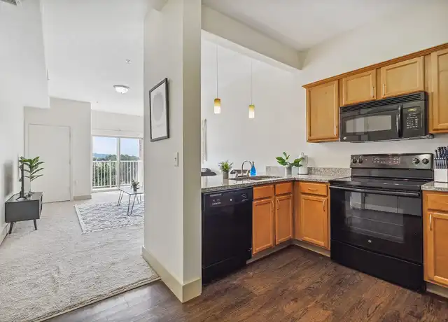 Property at Portal Place Apartments - 2633 5th Ave, Pittsburgh, PA, 15213, 1-2 bed, 1-2 bath, [object Object]