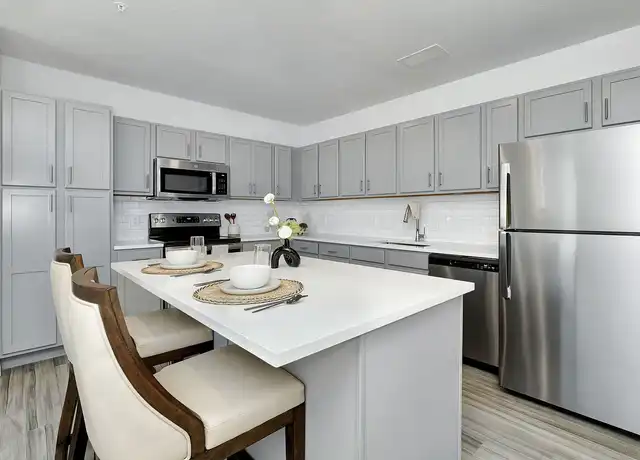 Property at NOVO Avian Pointe - 2500 Conserve Cir, Apopka, FL, 32703, 1-2 bed, 1-2 bath, [object Object]