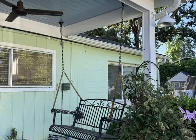 Property at 412 W Alpha St Unit A, Roseburg, OR, 97471, 2 beds, 1 bath, [object Object]
