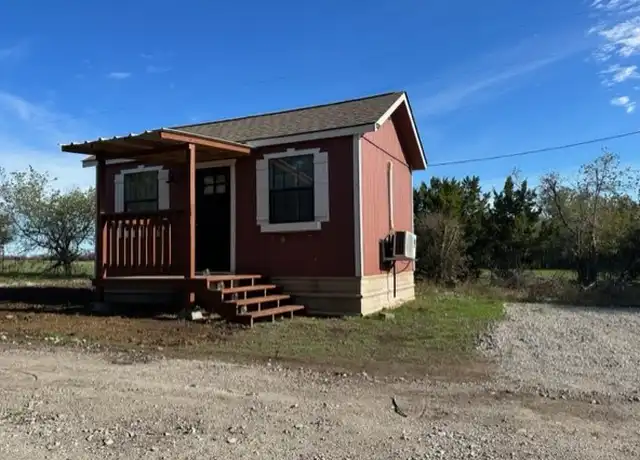 Property at 100 Highway County Rd Unit Maroon Cabin, Hillsboro, TX, 76645, 1 bed, 1 bath, [object Object]