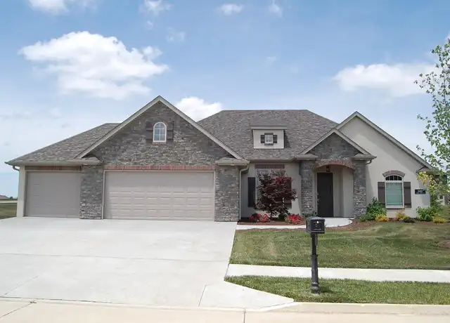 Property at 6401 Cobble Creek Dr, Columbia, MO, 65201, 3 beds, 2 baths, [object Object]