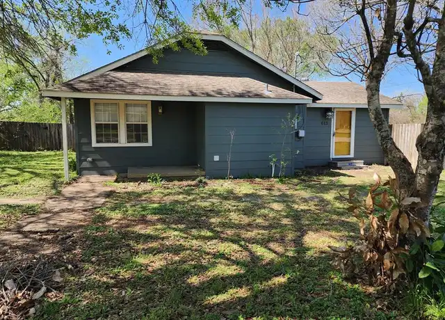 Property at 613 McNair St, Navasota, TX, 77868, 3 beds, 2 baths, [object Object]