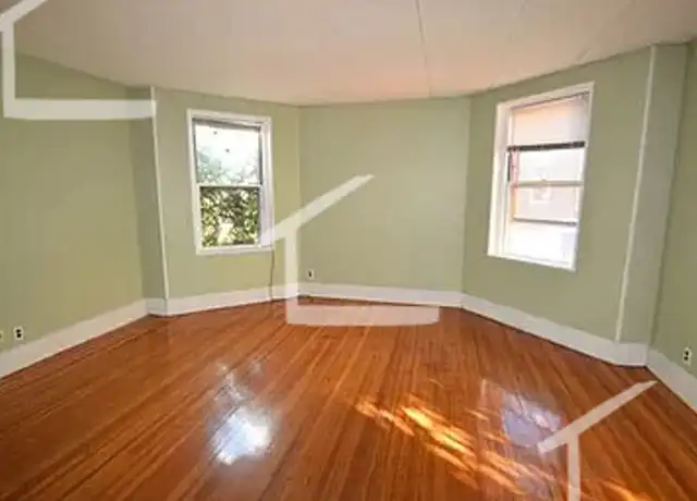 Property at 196 Saint Paul St, Brookline, MA, 02446, 1 bed, 1 bath, [object Object]