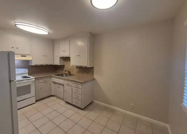 Property at 2321 G St Unit 9, Sacramento, CA, 95816, 1 bed, 1 bath, [object Object]