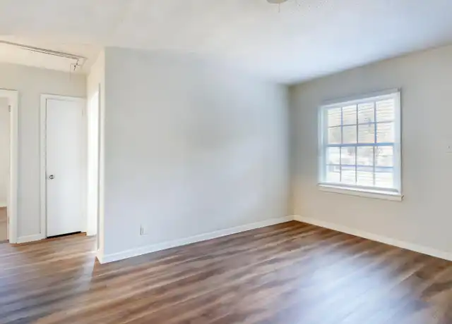 Property at 1601 Neshota Dr Unit 6, Mobile, AL, 36605, 2 beds, 1 bath, [object Object]