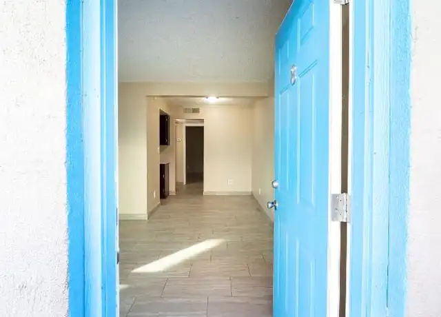 Property at 819 S Stapley Dr, Mesa, AZ, 85204, 2 beds, 1 bath, [object Object]