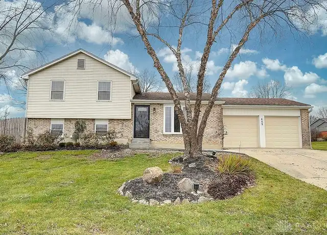 Property at 465 Curry Dr, Springboro, OH, 45066, 3 beds, 2 baths, [object Object]