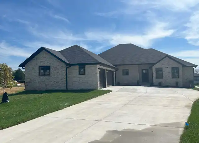 Property at 1279 W Sage Ct, Springfield, MO, 65810, 4 beds, 2 baths, [object Object]