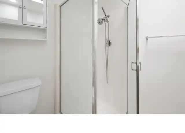 Property at 1121 W Mayberry Ave, Hemet, CA, 92543, 2 beds, 2 baths, [object Object]