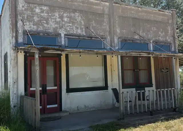 Property at 4874 Coughran Rd, Pleasanton, TX, 78064, 2 beds, 1 bath, [object Object]