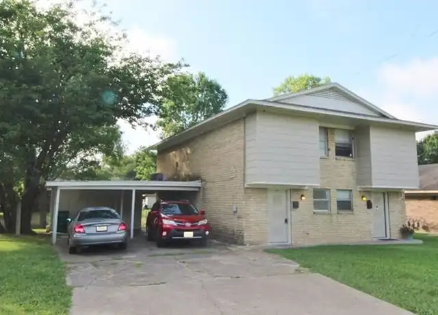 Property at 110 Olive St, Waxahachie, TX, 75165, 2 beds, 1.5 baths, [object Object]