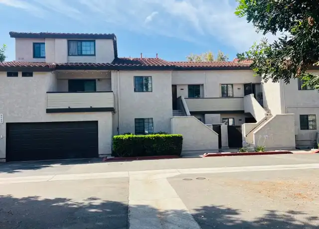 Property at 1104 Via Montoya, Camarillo, CA, 93010, 2 beds, 2 baths, [object Object]