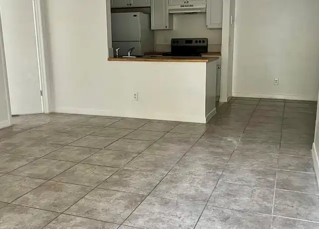 Property at 10409 NW 7th St #103, Pembroke Pines, FL, 33026, 2 beds, 2 baths, [object Object]