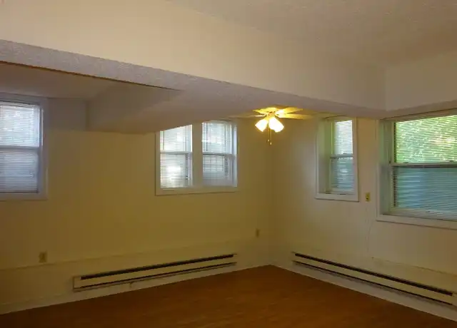 Property at 22 Oak Grove St Unit A1, Minneapolis, MN, 55403, 2 beds, 1 bath, [object Object]