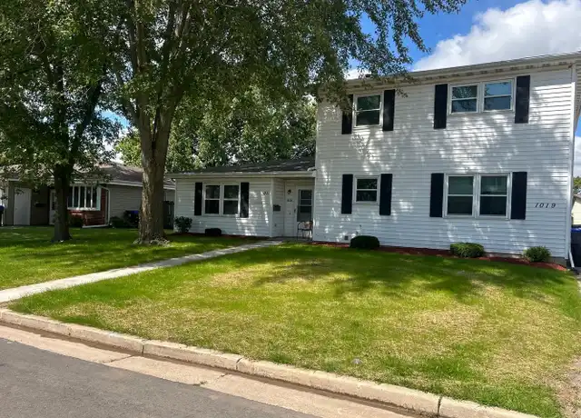 Property at 1019 Brookwood Dr Unit 1019, Neenah, WI, 54956, 2 beds, 1.5 baths, [object Object]