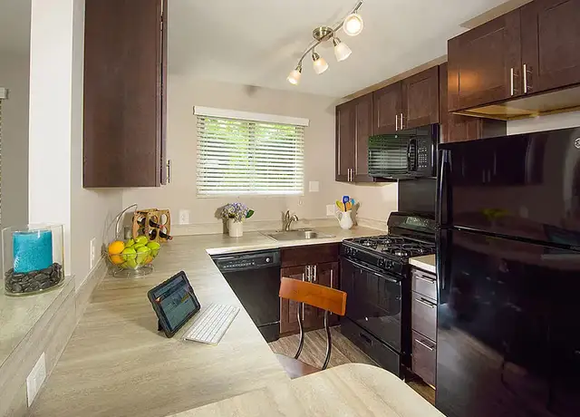 Photo of 308 Stevenson Ln, Towson, MD 21204