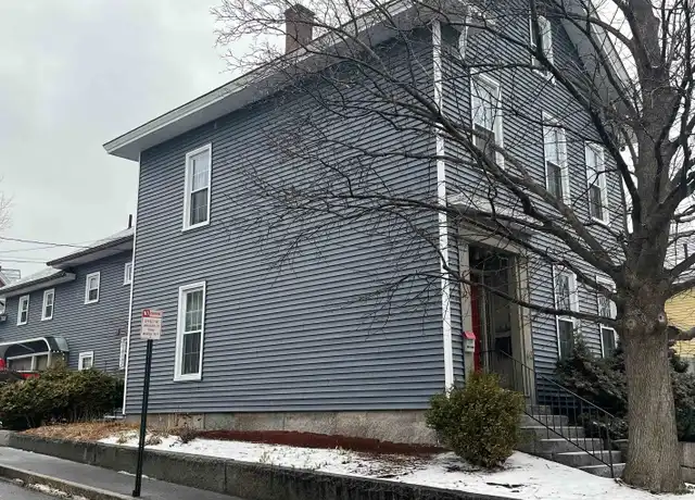 Property at 62 Washington St, Concord, NH, 03301, 2 beds, 1 bath, [object Object]