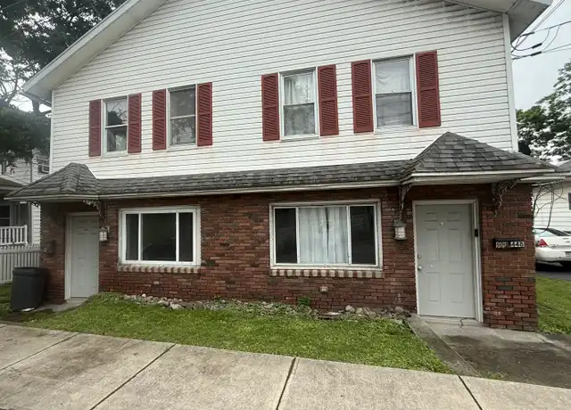 Property at 448 N Main St, Taylor, PA, 18517, 3 beds, 1.5 baths, [object Object]