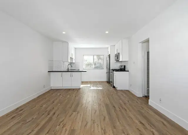 Photo of 716 Indiana Ct, El Segundo, CA 90245
