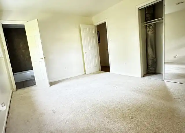 Property at 9911 Henrico St, Manassas, VA, 20109, 1 bed, 1 bath, [object Object]