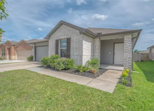 Property at 204 Rockbridge Dr, Huntsville, TX, 77340, 3 beds, 2 baths, [object Object]