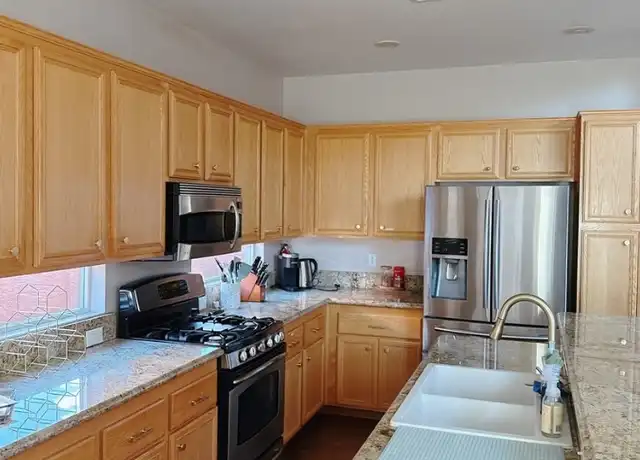 Property at 10106 Diving Duck Ave, Las Vegas, NV, 89117, 4 beds, 3.5 baths, [object Object]