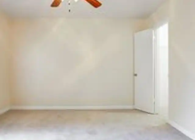 Property at 1235 Josey St Unit 212, Huntsville, TX, 77340, 2 beds, 2 baths, [object Object]