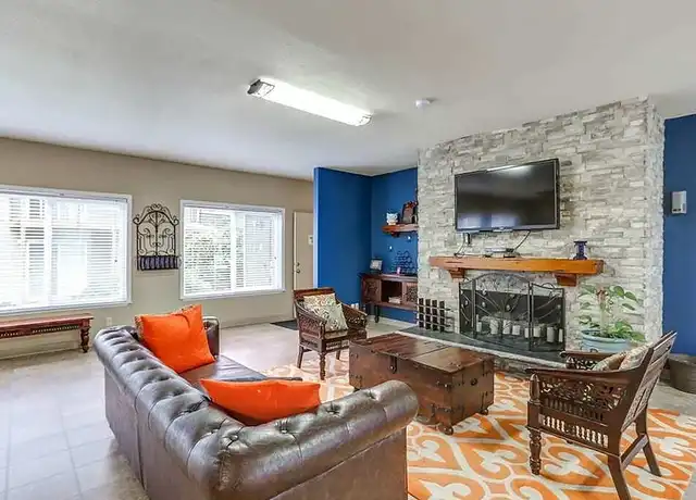 Property at Center Plaza - 12388 SW Center St, Beaverton, OR, 97005, 1-2 bed, 1 bath, [object Object]