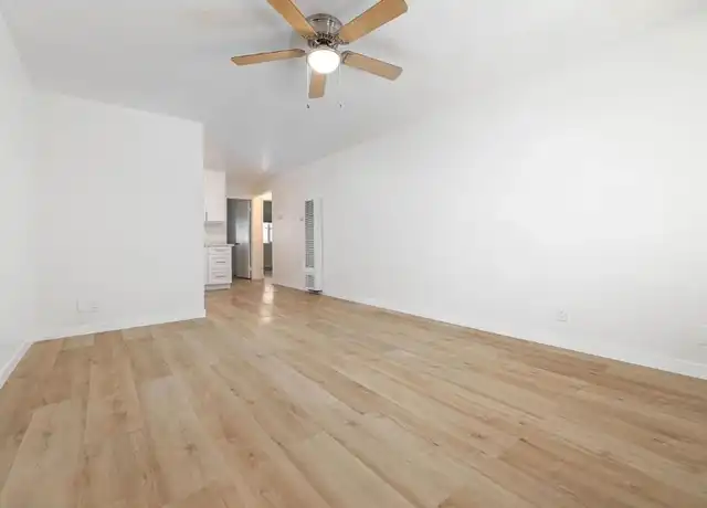 Property at 331 E Washington Ave Unit I, Escondido, CA, 92025, 2 beds, 1 bath, [object Object]