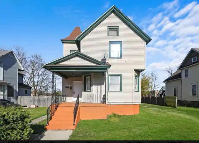 Property at 1097 E Merchant St Unit 2, Kankakee, IL, 60901, 2 beds, 1 bath, [object Object]