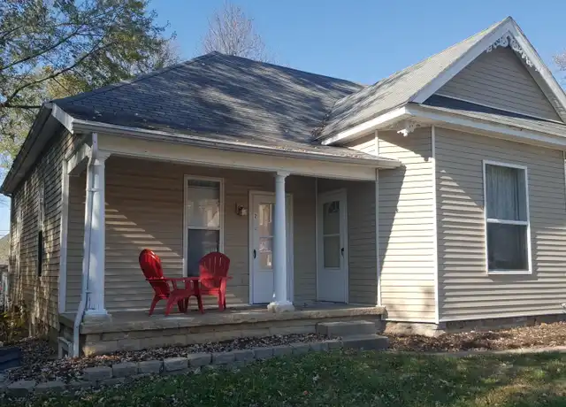 Property at 614 S Lincoln St Apt 2, Bloomington, IN, 47401, 4 beds, 2 baths, [object Object]