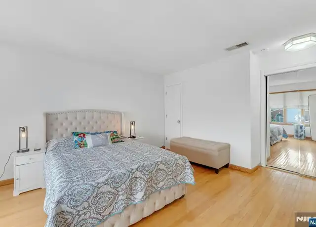 Property at 315 13th St Unit 2, Palisades Park, NJ, 07650, 3 beds, 2 baths, [object Object]