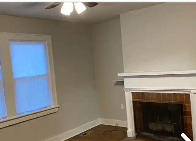 Property at 122 Walnut St Unit B, Jackson, TN, 38301, 2 beds, 1 bath, [object Object]