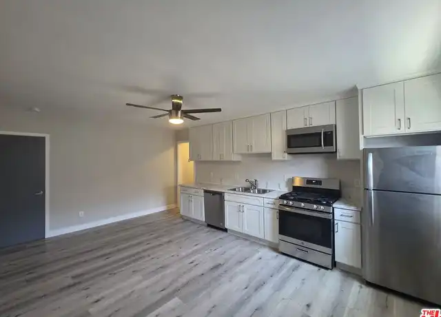 Property at 1505 Cochran Ave Unit 4, Los Angeles, CA, 90019, 3 beds, 2 baths, [object Object]