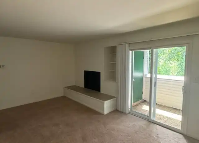 Property at 600 Reusens Rd Unit B18, Lynchburg, VA, 24503, 1 bed, 1 bath, [object Object]
