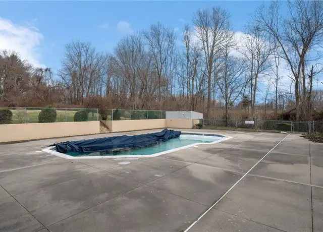 Property at 185 Manville Hill Rd #504, Cumberland, RI, 02864, 2 beds, 2 baths, [object Object]