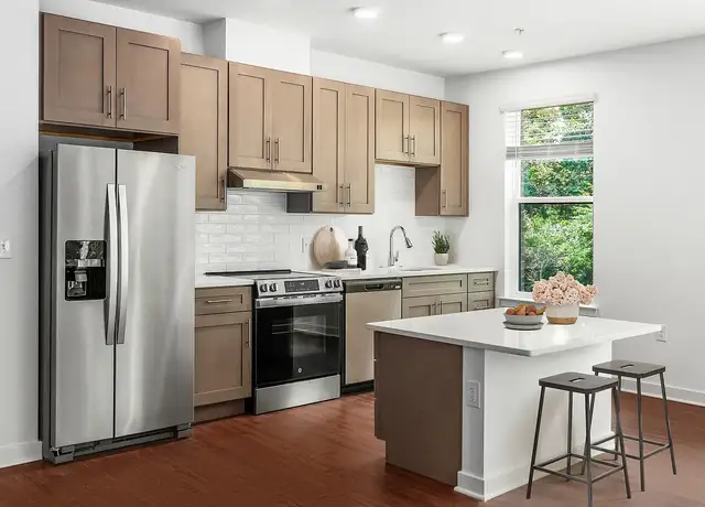 Photo of 13175 Autumn Willow Dr, Fairfax, VA 22030