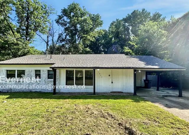 Property at 1202 Town and Country Dr, Southaven, MS, 38671, 3 beds, 1.5 baths, [object Object]