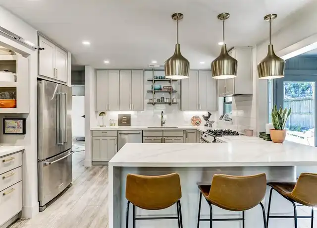 Property at 2319 Lamonte Ln, Houston, TX, 77018, 2 beds, 2 baths, [object Object]