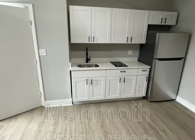 Property at 120 Myrtle St Unit 7, Manchester, NH, 03104, 1 bed, 1 bath, [object Object]