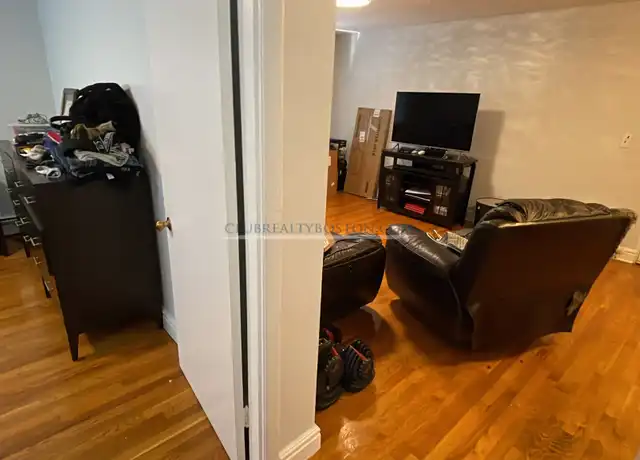 Property at 361 Faneuil St #14, Brighton, MA, 02135, 2 beds, 1 bath, [object Object]